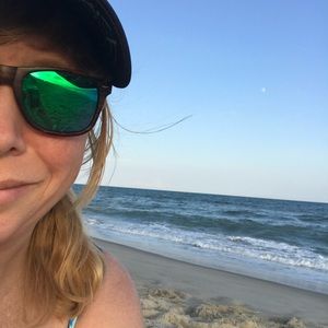 Meet your Posher, Pamela